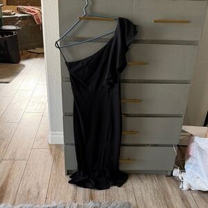 Chic One-Shoulder Black Dress